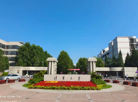 走進(jìn)清華，來(lái)一場(chǎng)藝術(shù)與色彩間的思想碰撞