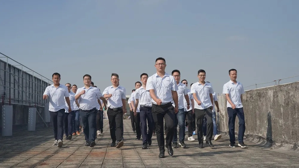 卡百利藝術(shù)涂料：不負年輕、不負自己