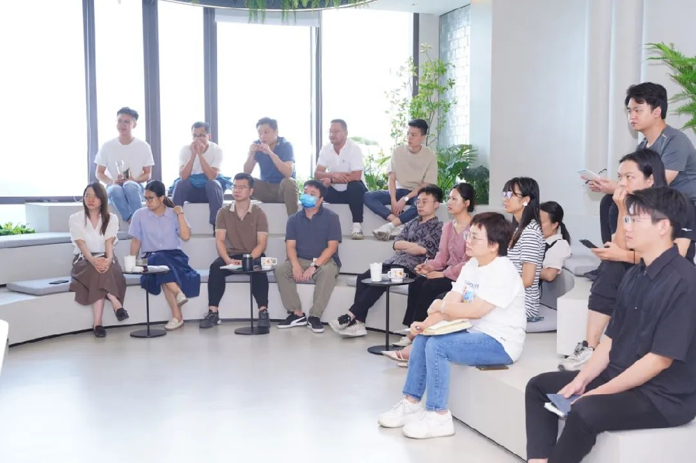 卡百利總部“頭腦風(fēng)暴”席卷而來，多場討論會干貨滿滿！