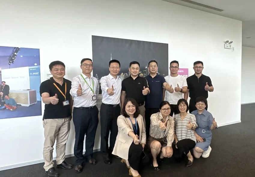 卡百利（中國）高管團(tuán)隊(duì)參訪涂料原材料龍頭企業(yè)巴斯夫，星級(jí)原料助力卡百利“醛變水”技術(shù)