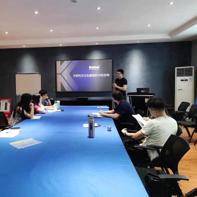 凝“新”聚力，卡百利藝術涂料·軟裝總部舉辦新員工入職培訓